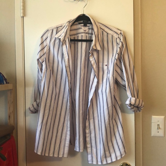 Button down - Picture 1 of 3